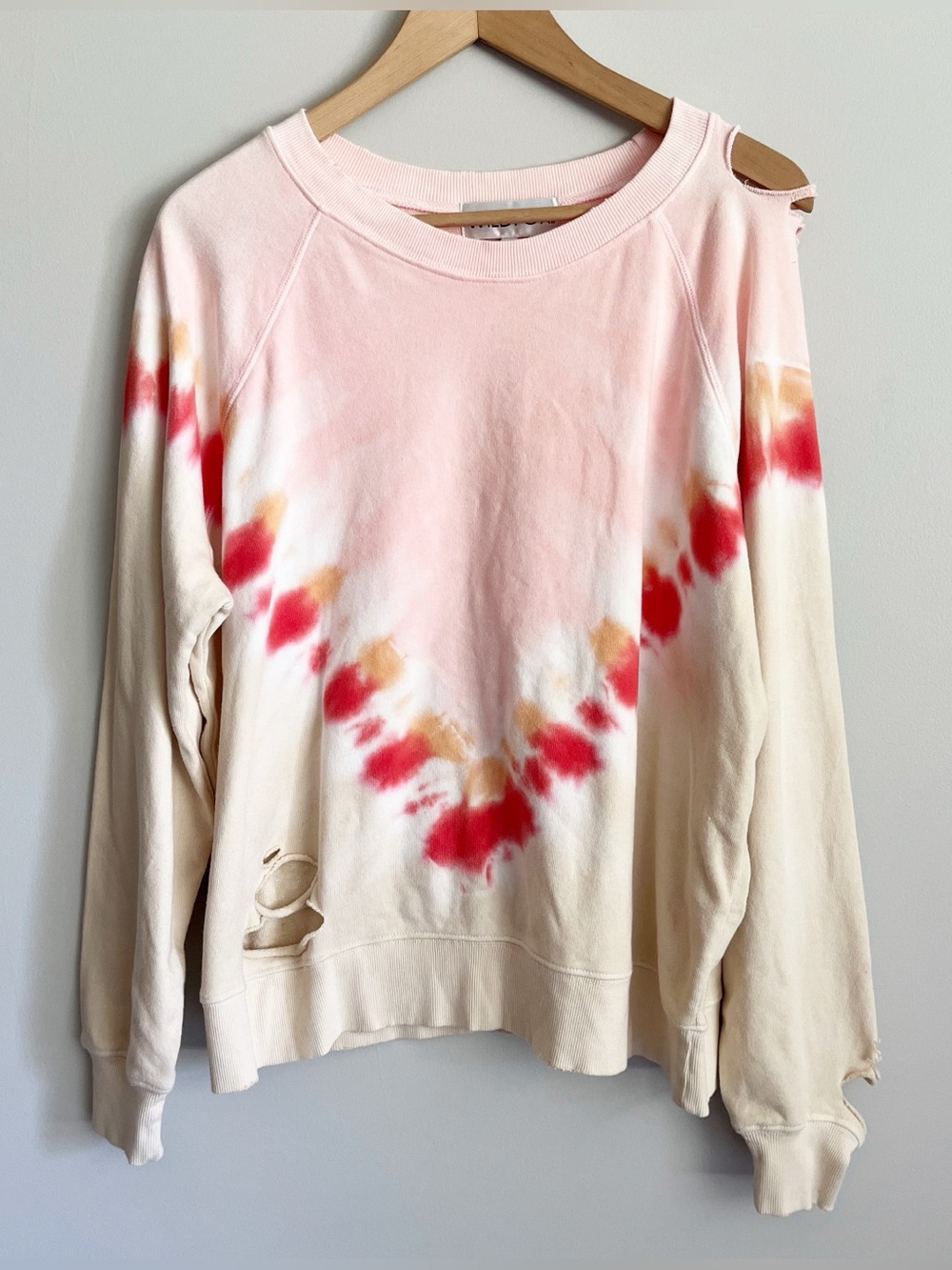 Wildfox Sweatshirt Size Medium Grapefruit Sommers Tye Dye Distressed Sweater NWT